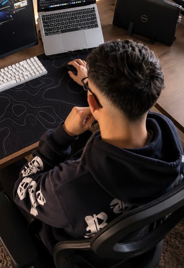 Matheus Viana at his desk